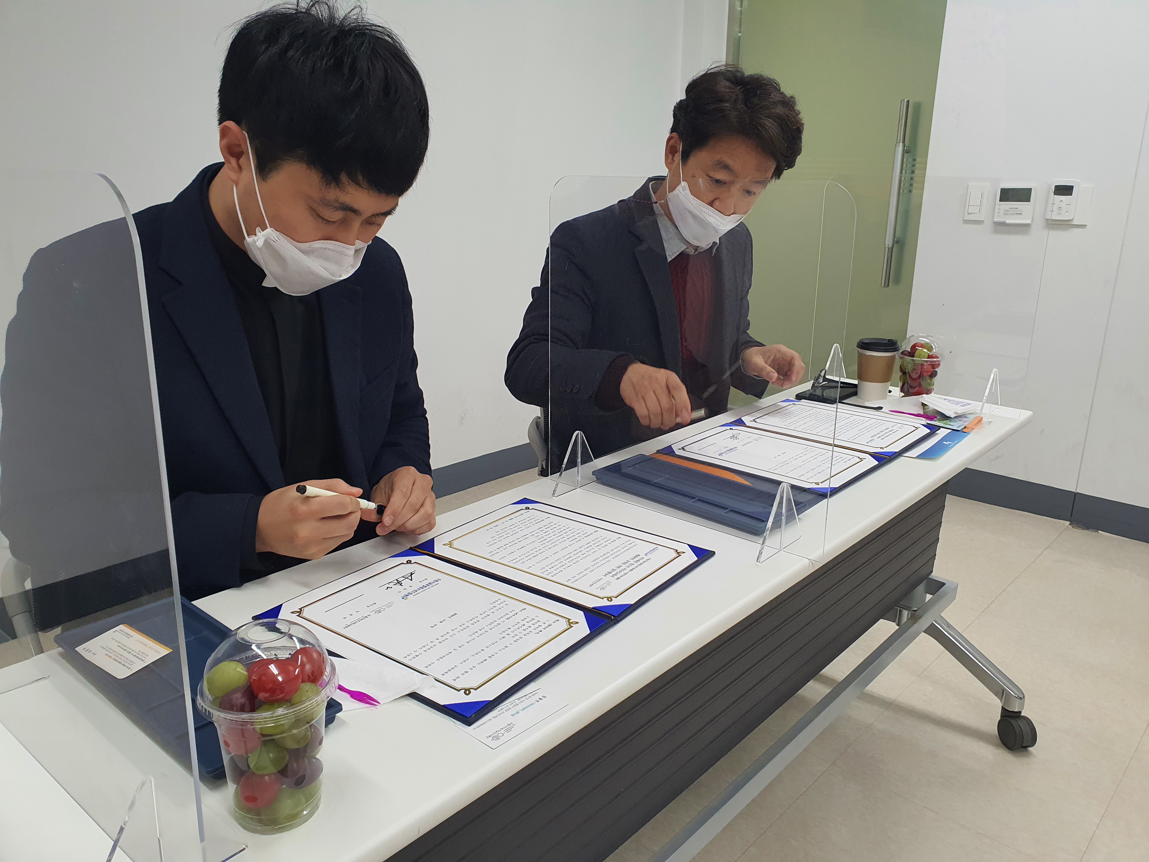 수원시지속가능재단 수원미디어센터 MOU 협약식 진행